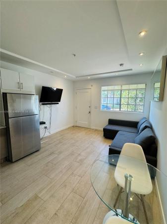 Bogart, 700 16th St #107, Miami Beach, Florida 33139, image 1