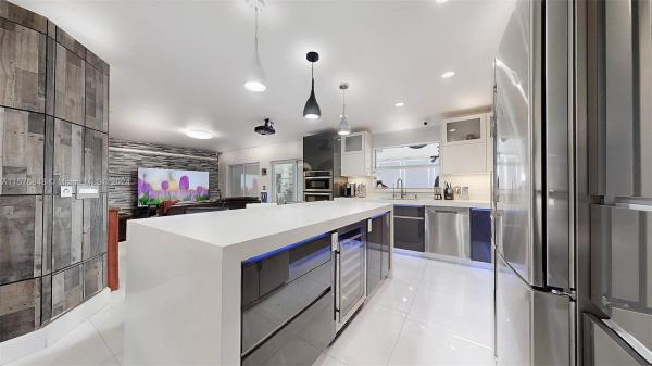 Windy Pointe, 21416 SW 87th Pl, Cutler Bay, Florida 33189, image 2
