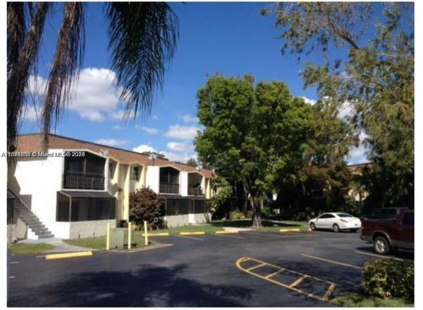 Lakewood Villas, 7851 Miller Dr #A215, Glenvar Heights, Florida 33155, image 1