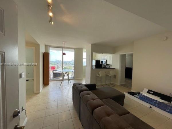 Altos De Miami, Miami, Florida 33125, image 3