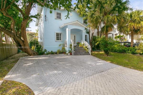 Fernwood Homes, 444 Fernwood Rd #444, Key Biscayne, Florida 33149, image 1