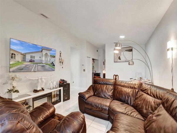Los Palacios, 7001 W 35th Ave #167, Hialeah, Florida 33018, image 1