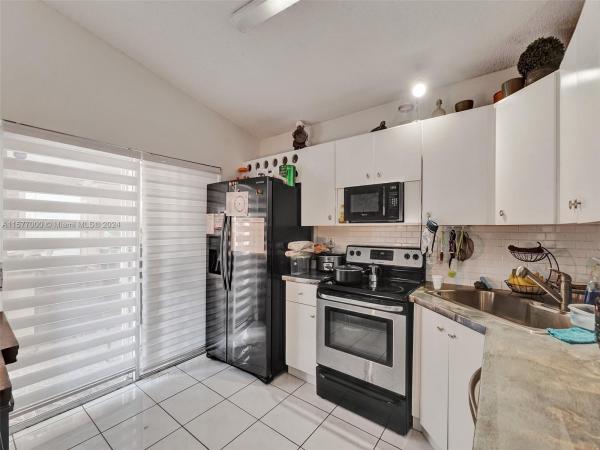 Los Palacios, 7001 W 35th Ave #167, Hialeah, Florida 33018, image 3