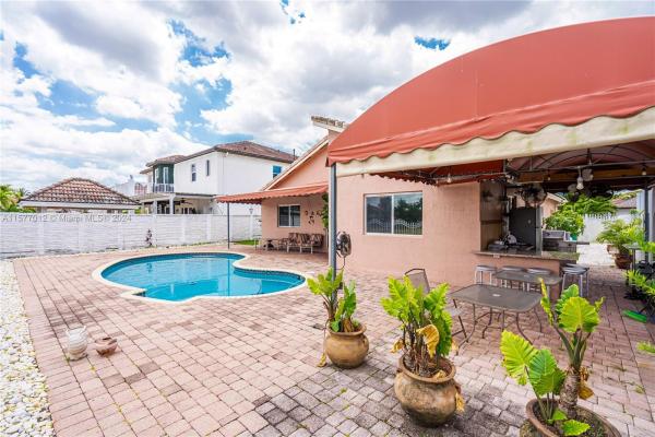 16331 SW 53rd Ter, Unincorporated Dade County, Florida 33185, image 3