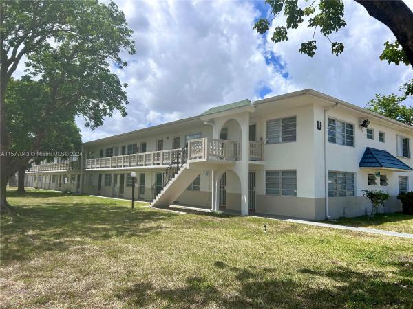 Romont South Green, 20230 NE 2nd Ave #U8, Miami Gardens, Florida 33179, image 1