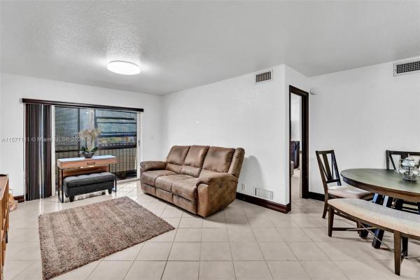 Stonebridge Gardens, 2802 NW 55th Ave #2B, Lauderhill, Florida 33313, image 1