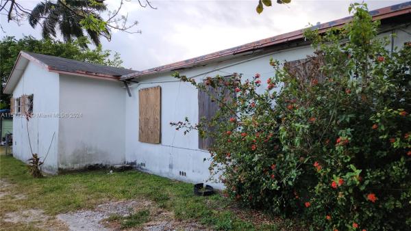 Rockwood, 667 NW 14th St, Florida City, Florida 33034, image 3