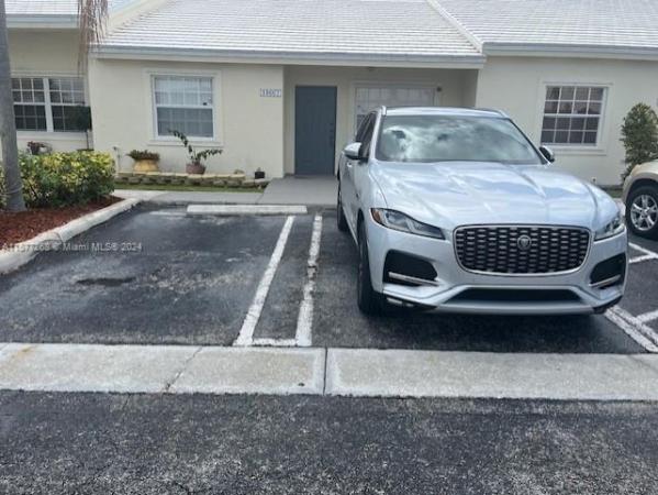 Villas Of Deerwood, 14667 SW 126th Pl 0, Three Lakes, Florida 33186, image 2