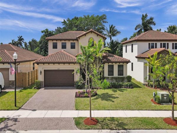 Kingman Commons, 2664 SE 3rd St, Homestead, Florida 33033, image 2