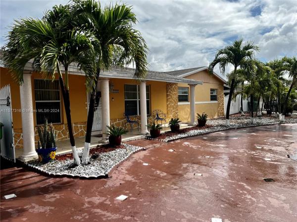 Palmetto Park At Carol City, 5235 NW 167th St, Miami Gardens, Florida 33055, image 1