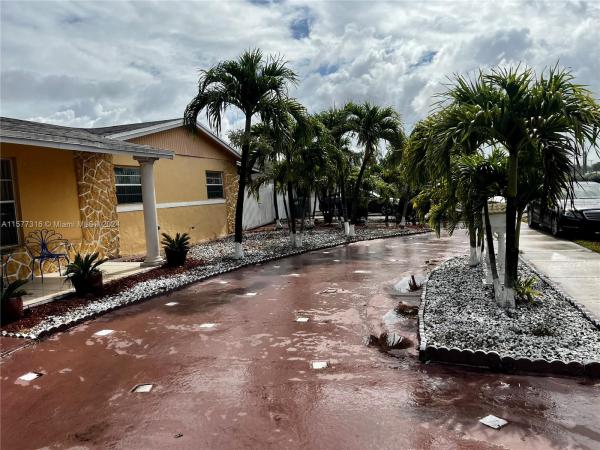 Palmetto Park At Carol City, 5235 NW 167th St, Miami Gardens, Florida 33055, image 3