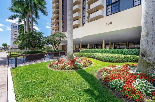 Biltmore 2, 600 S Biltmore Way #1118, Coral Gables, Florida 33134, image 1