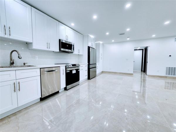 Sans Souci, 11930 NE 19th Dr #3, North Miami, Florida 33181, image 1