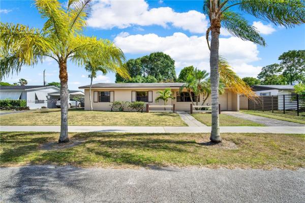 Fairway Park, 9840 SW 164th St, Palmetto Estates, Florida 33157, image 1