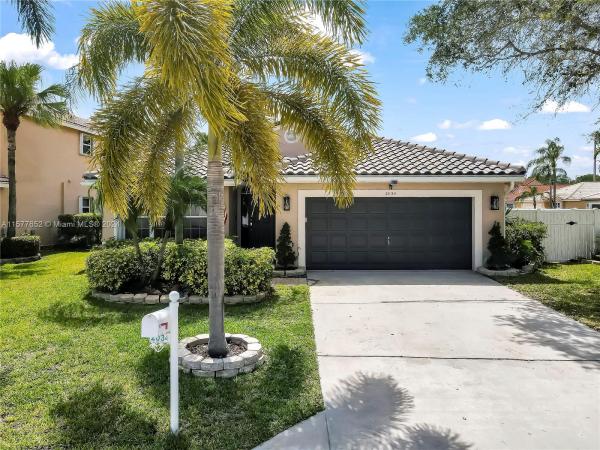Coconut Key At Silver Lakes, 2034 NW 183rd Ter, Pembroke Pines, Florida 33029, image 1
