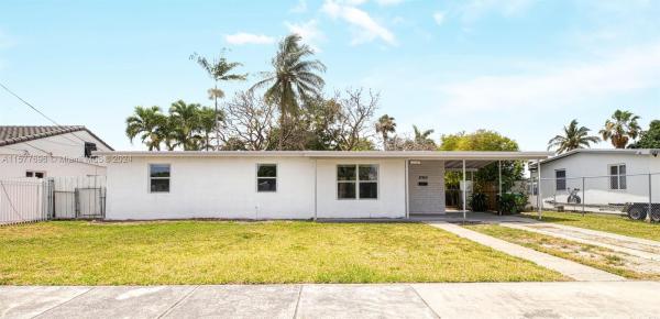 Westwood Lakes Residential, 10740 SW 43rd Ln, Westwood Lakes, Florida 33165, image 3
