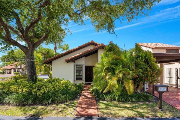 Gladewinds Heights, 9009 SW 112th Pl, Kendall, Florida 33176, image 1