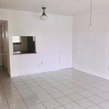 Biscayne Lake Gardens, 2880 NE 203rd St #33, Aventura, Florida 33180, image 3