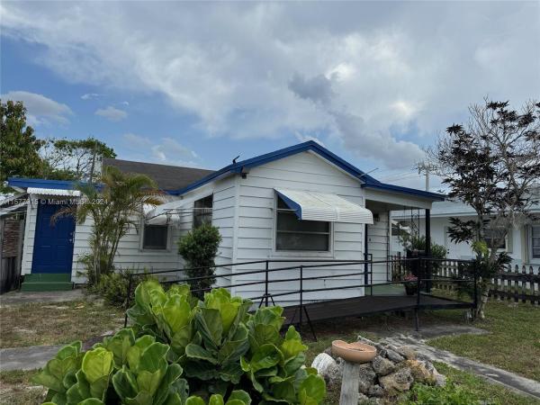 Hollywood Park, 2124 Roosevelt St, Hollywood, Florida 33020, image 3