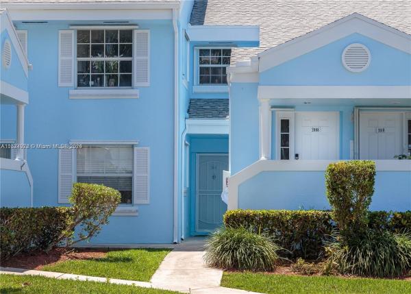 Centergate, 2008 SE 26th Ln #204, Homestead, Florida 33035, image 1