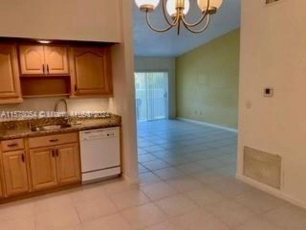 Devon Aire Villas, 12411 SW 113th Ln #12411, The Crossings, Florida 33186, image 3