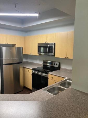 Regent Park At Young Circle, 1919 Van Buren St #108A, Hollywood, Florida 33020, image 3