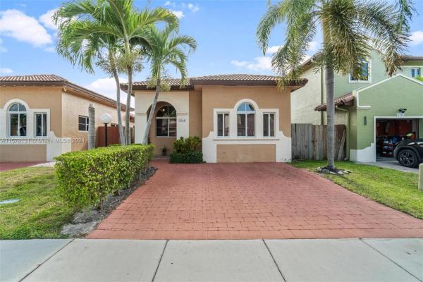 Meghans Place, 2524 NE 41st Ter, Homestead, Florida 33033, image 1