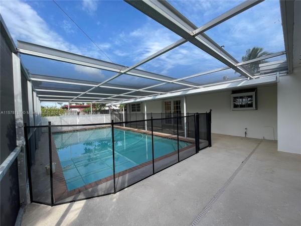 Cutler Ridge, 9465 Nassau Dr, Cutler Bay, Florida 33189, image 3