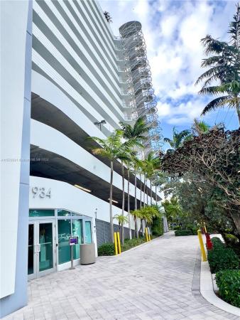 Space 01, 7934 West #901, North Bay Village, Florida 33141, image 1