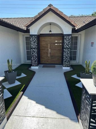 Estates Of Lake Miramar, 2260 W Lake Miramar Cir, Miramar, Florida 33025, image 3
