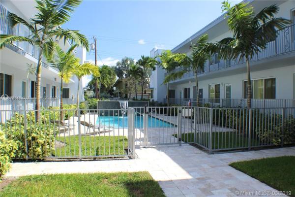 Tee Time, Miami Beach, Florida 33141, image 2