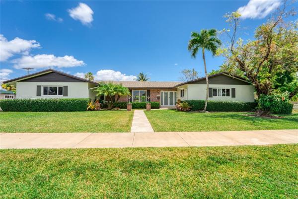 Snapper Creek Park, 8501 SW 87th Ct, Kendall, Florida 33173, image 3