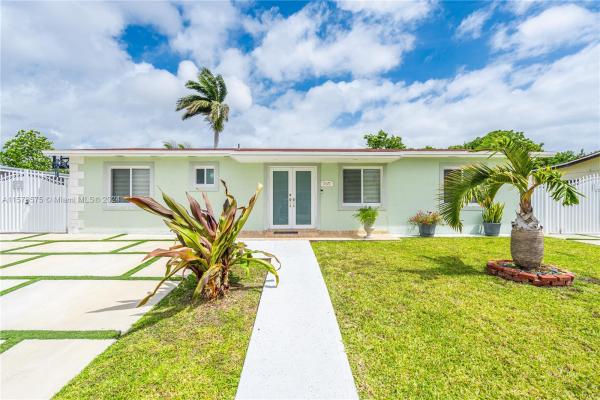 Caseil Heights, 15125 SW 305th Ter, Leisure City, Florida 33033, image 1