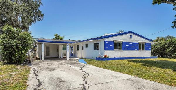 Palm Lane Villa, 6641 Douglas St, Hollywood, Florida 33024, image 1