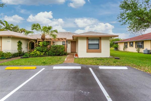 Sunrise Manor South, 10935 NW 29th Ct #10935, Sunrise, Florida 33322, image 1