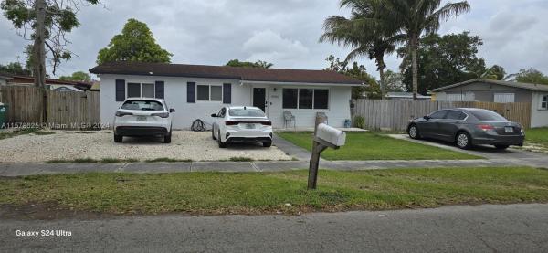 School House Estates, 30018 SW 159th Dr, Leisure City, Florida 33033, image 3
