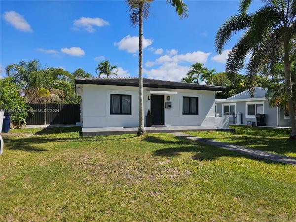 Bird Road Terrace, 6521 SW 44th St, Westwood Lakes, Florida 33155, image 3