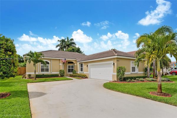 Keystone Lake, 18602 NW 23rd St, Pembroke Pines, Florida 33029, image 1