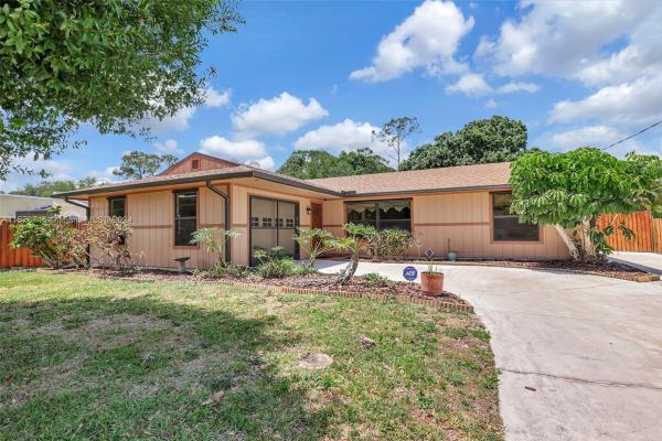Indian River Estates, 5113 Seagrape Dr, Fort Pierce, Florida 34982, image 2