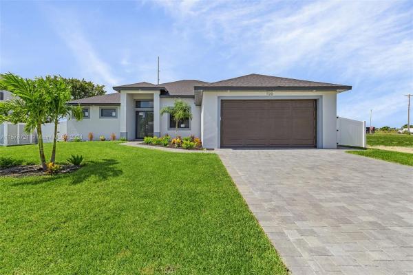 Cape Coral Residential, 720 NW 8th Ter, Cape Coral, Florida 33993, image 3