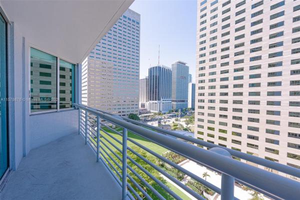 One Miami East, 335 S Biscayne Blvd #1708, Miami, Florida 33131, image 3