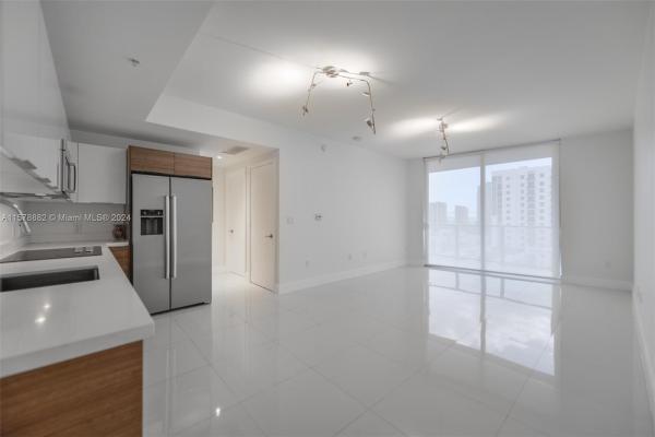 Brickell Ten, 1010 SW 2nd Ave #1410, Miami, Florida 33130, image 1