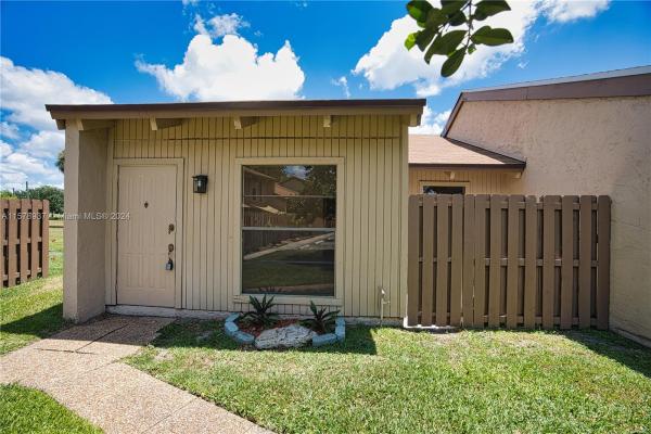 The Escape At Arrowhead, 8167 SW 24th St, Davie, Florida 33324, image 3