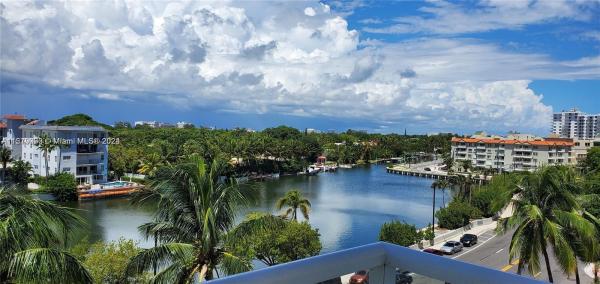 The Royal Club, 2457 Collins Ave #606, Miami Beach, Florida 33140, image 1