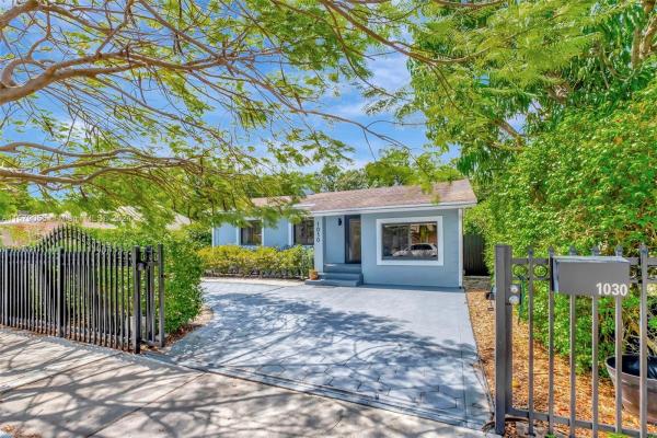 Durham Village, 1030 NW 43rd St, Miami, Florida 33127, image 1