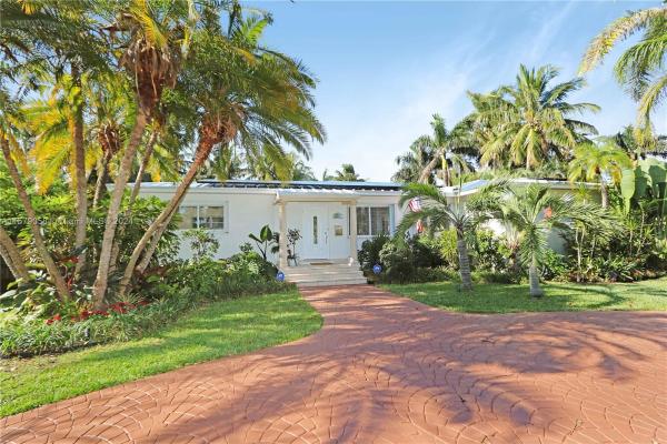 Hollywood Lakes, 1242 Buchanan St, Hollywood, Florida 33019, image 2