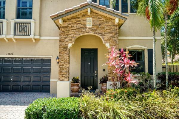 Enclave At Black Point Marina, 10482 SW 224th Ter, Cutler Bay, Florida 33190, image 3