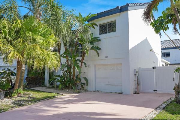 San Simeon, 360 NE 212th St, Ives Estates, Florida 33179, image 3