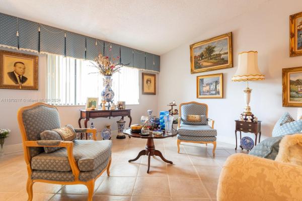 Oak Lake At The Hammocks, 15131 SW 92nd Ter, The Hammocks, Florida 33196, image 3
