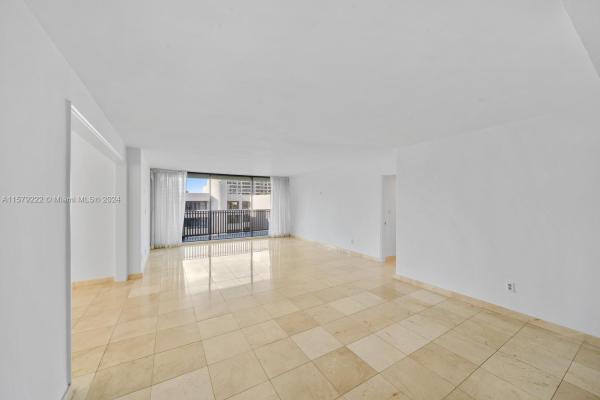 Key Biscayne One Hundred, 100 Ocean Lane Dr #PH2, Key Biscayne, Florida 33149, image 1
